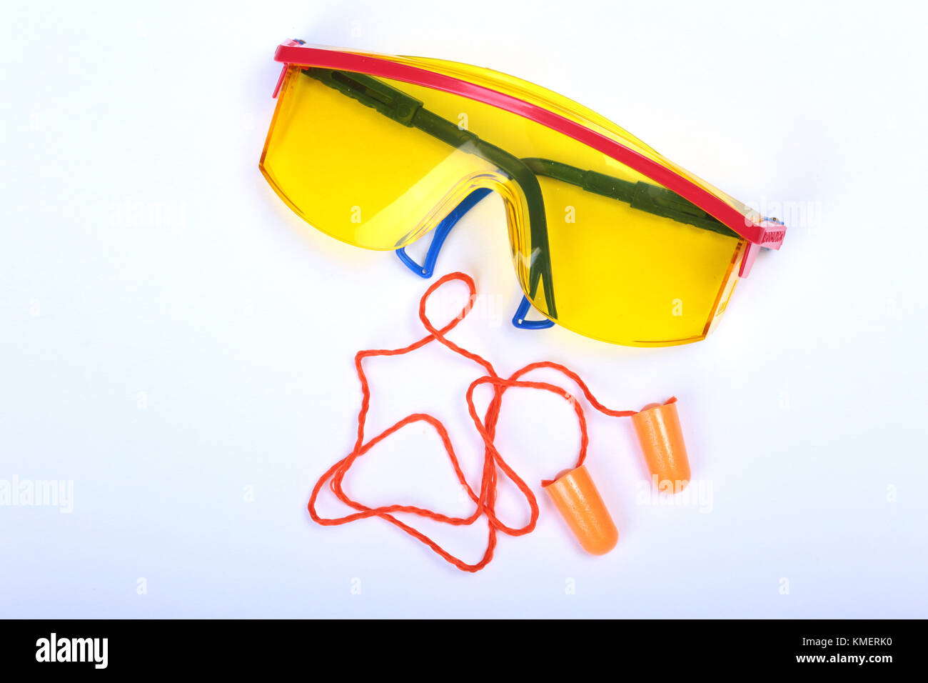 Orange earplug , hard hat, safety glasses, gloves. Earplug to reduce