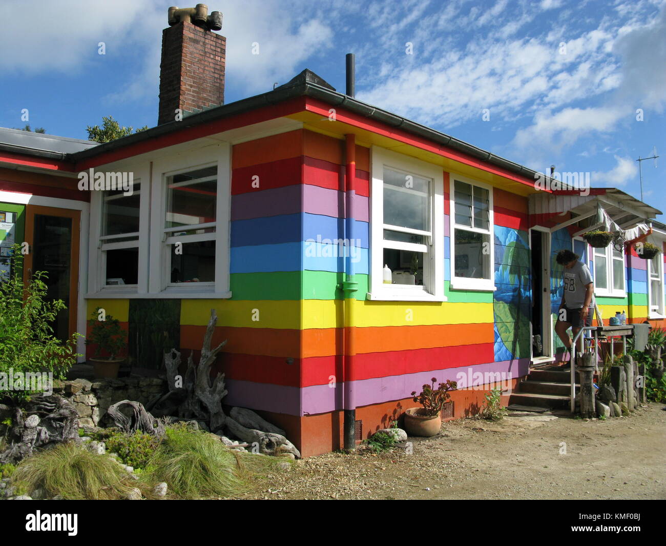 Rongo backpackers hi-res stock photography and images - Alamy