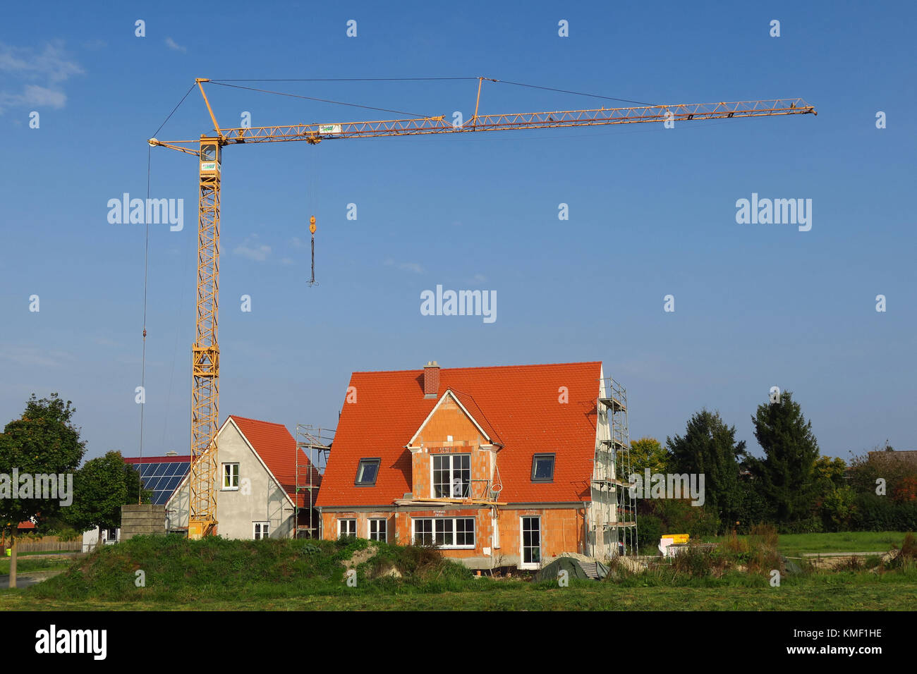 Dwelling house, build, building site, new building, single-family dwelling, crane, settlement                               , Wohnhaus, bauen, Baustel Stock Photo