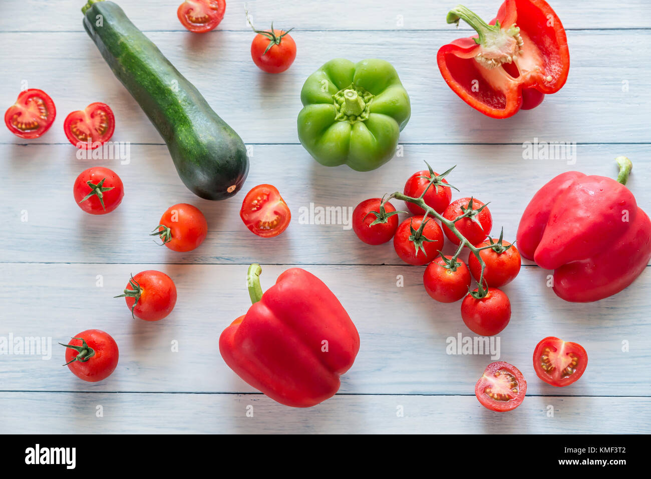 Fresh tomatoes and peppers Stock Photo - Alamy