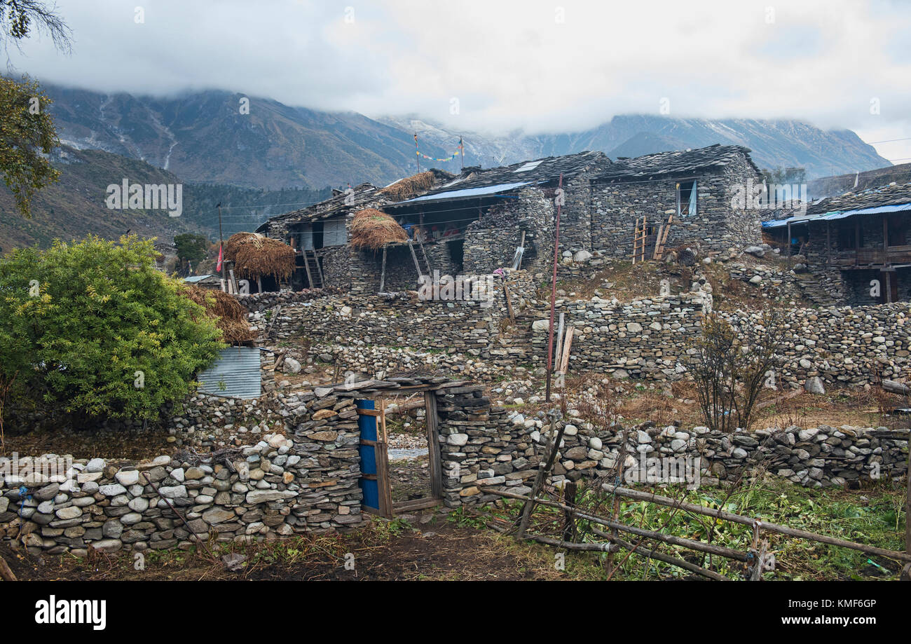 The old stone village of Samagaon, a Tibetan area in the Manaslu region, Nepal Stock Photo