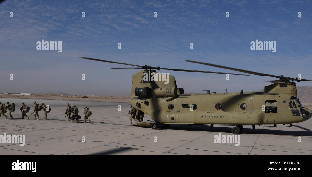 U.S. Army Soldiers with Task Force Marauder's Bravo Company, 238th ...