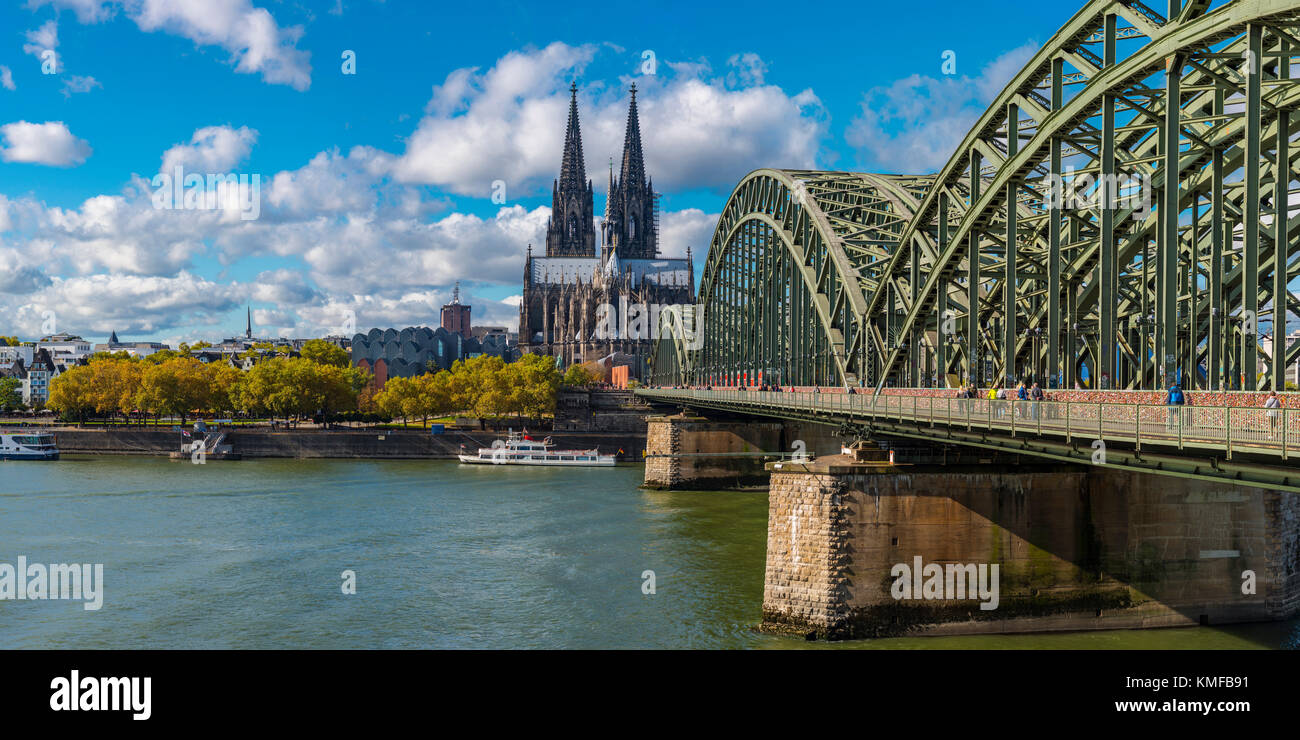 Cologne Cathedral, Old Town Riverside, Rhine, Cologne, Rhineland, North Rhine-Westphalia, Germany Stock Photo
