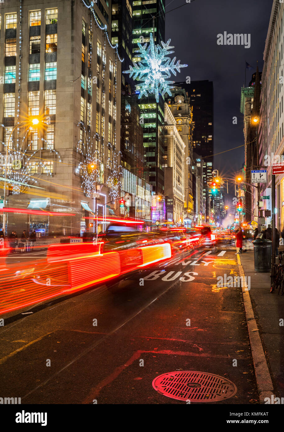 Traffic in fifth avenue in Christmas time, New York City Stock Photo