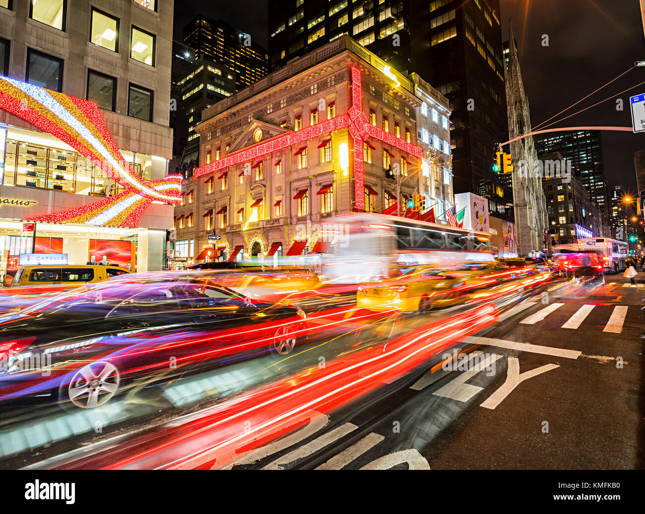 Traffic in fifth avenue in Christmas time, New York City Stock Photo