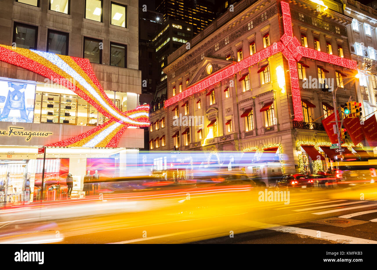 Traffic in fifth avenue in Christmas time, New York City Stock Photo