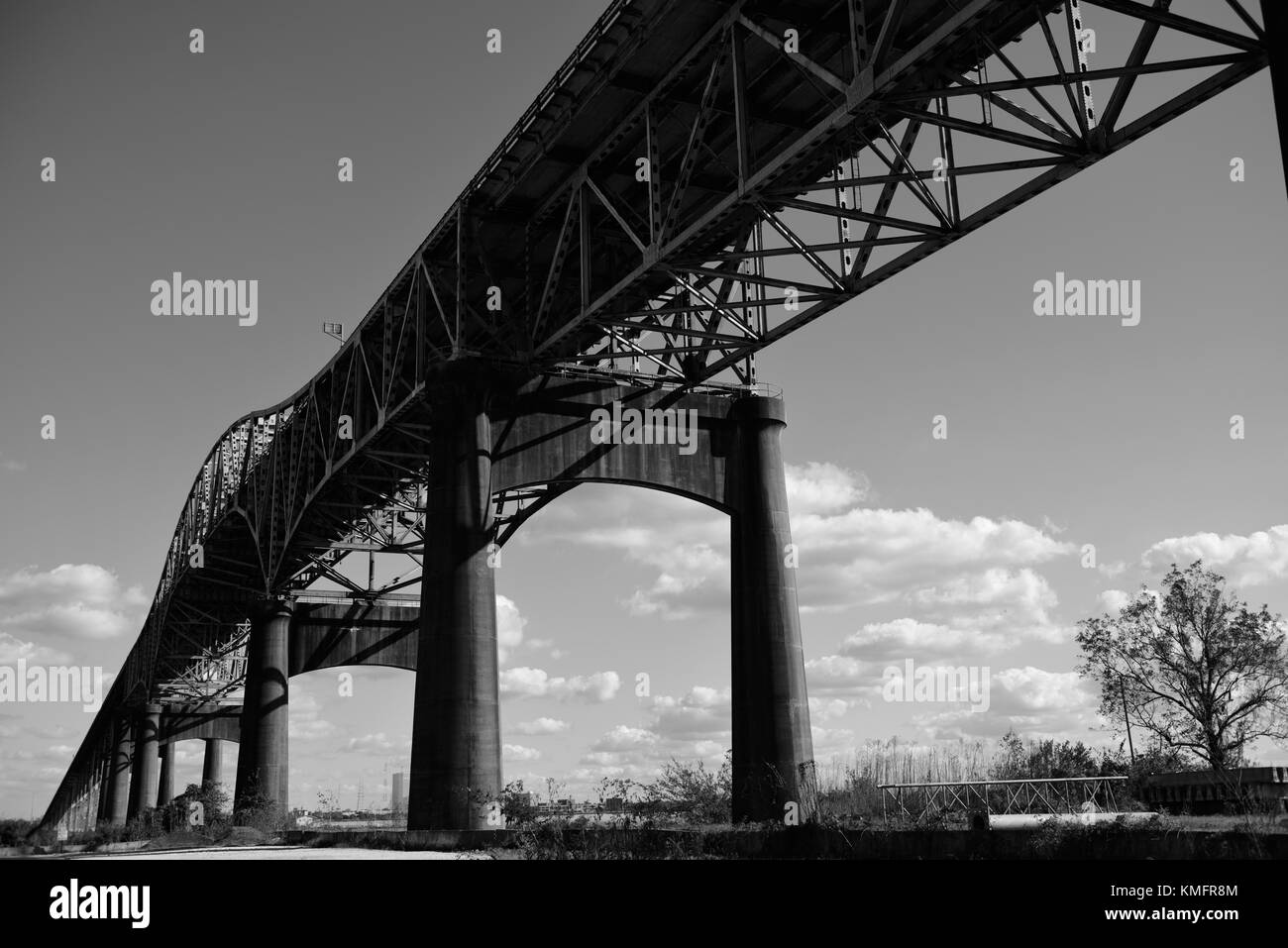 Calcasieu River Bridge, or Louisiana Memorial World War II bridge