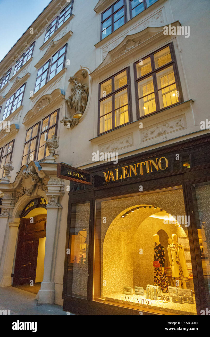 Beautiful decorated shops and illuminated store fronts near Grabenstrasse. Vienna, Austria, Europe Stock Photo