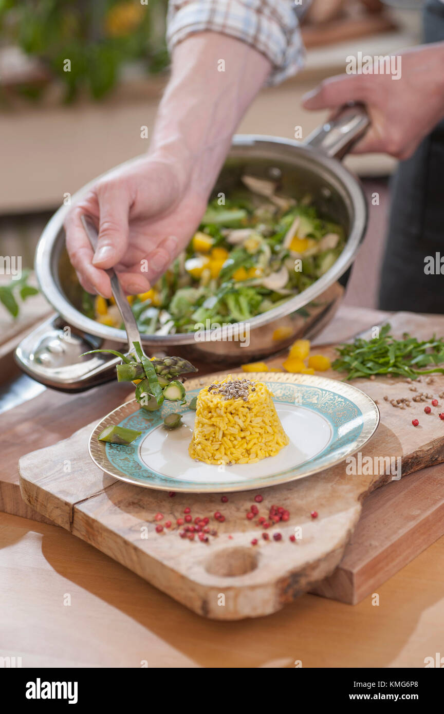 Coriander seed paprika hires stock photography and images Alamy