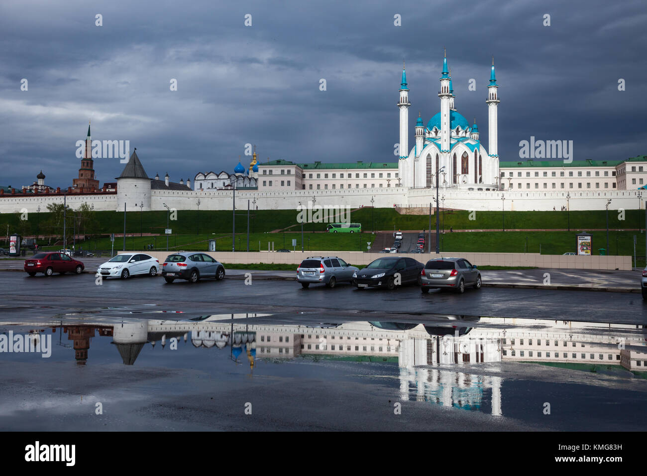 KAZAN, TATARSTAN, RUSSIA - MAY, 8 2016: Cars parked on the Tysyacheletiya Square (Millennium Square), one of the biggest squares in Russia Stock Photo