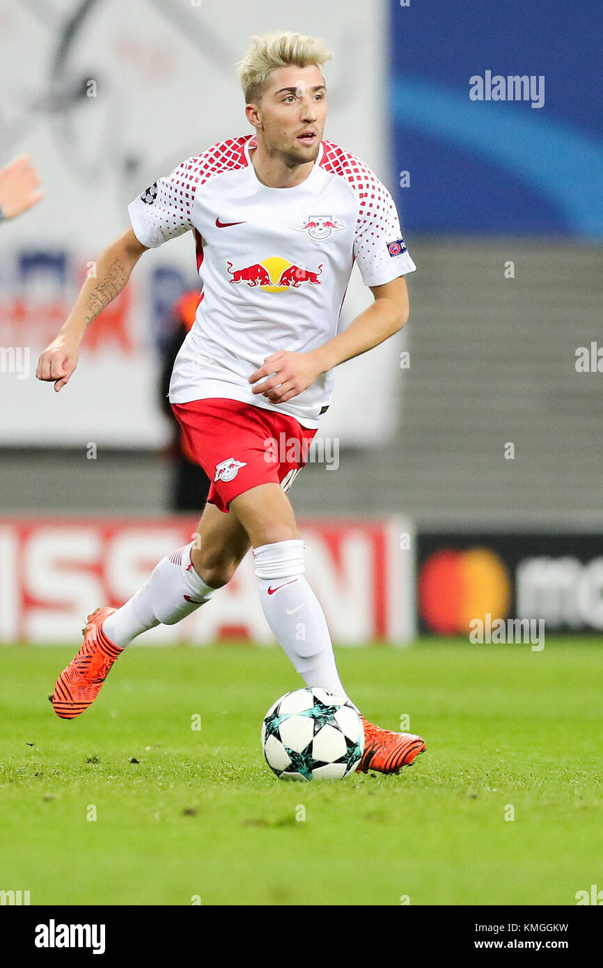 Leipzig, Germany. 06th Dec, 2017. Leipzig's Kevin Kampl during the Champions  League soccer match between RB Leipzig and Besiktas Istanbul in the Red  Bull Arena in Leipzig, Germany, 06 December 2017. Credit: