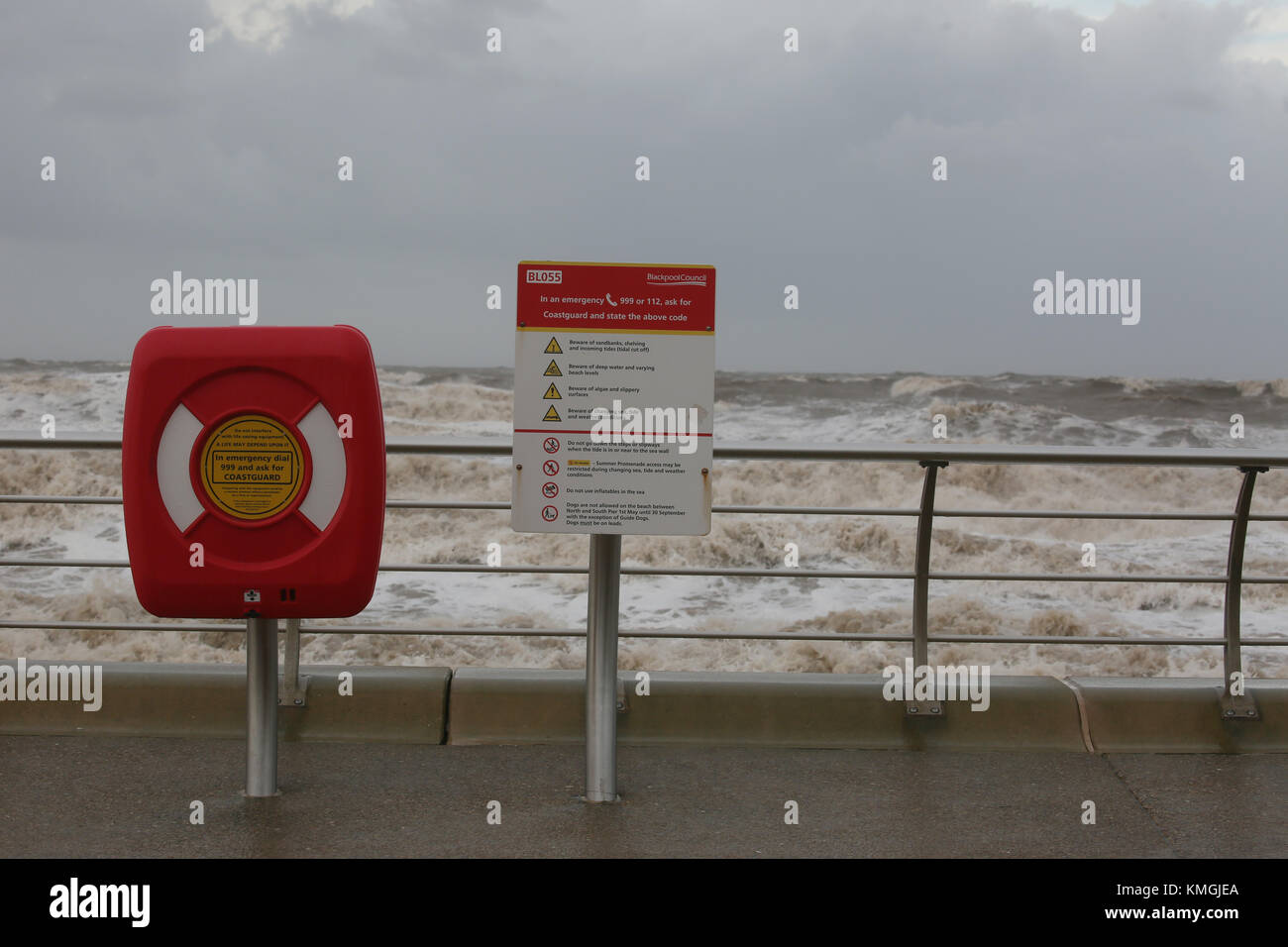 Blackpool, UK. 07th Dec, 2017. Coast guard warning signs with stormy seas, Blackpool, Lancashire,7th December, 2017 (C)Barbara Cook/Alamy Live News Credit: Barbara Cook/Alamy Live News Stock Photo