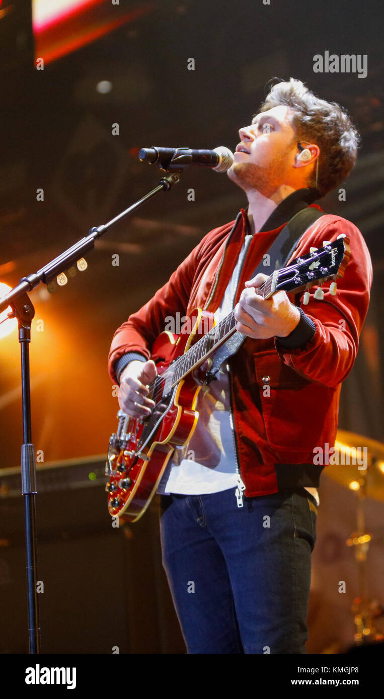 Philadelphia, USA. 06th Dec, 2017. Niall Horan performs at the Q102 Jingle Ball 2017 at the Wells Fargo Center in Philadelphia, PA on December 6th, 2017 Credit: The Photo Access/Alamy Live News Stock Photo