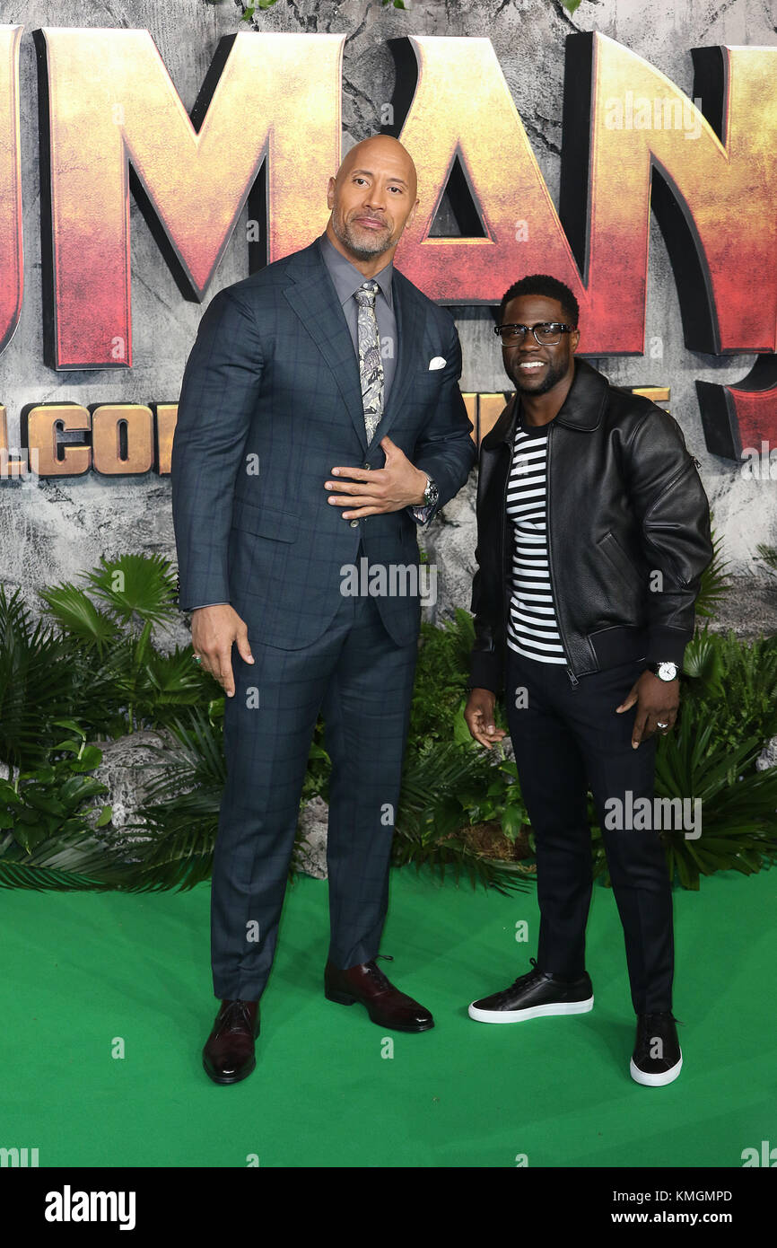 Bob Magnum-DWAYNE JOHNSON, Calvin Joyner-KEVIN HART in New Line Cinema's  and Universal Pictures' action comedy CENTRAL INTELLIGENCE, a Warner  Bros. Pictures release. Poster Stock Photo - Alamy