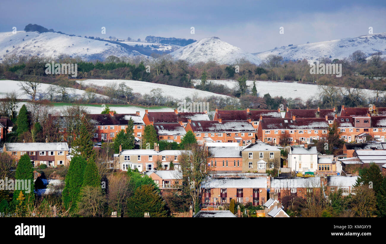 Ashbourne, Derbyshire, UK. 8th December, 2017. UK Weather snow on the