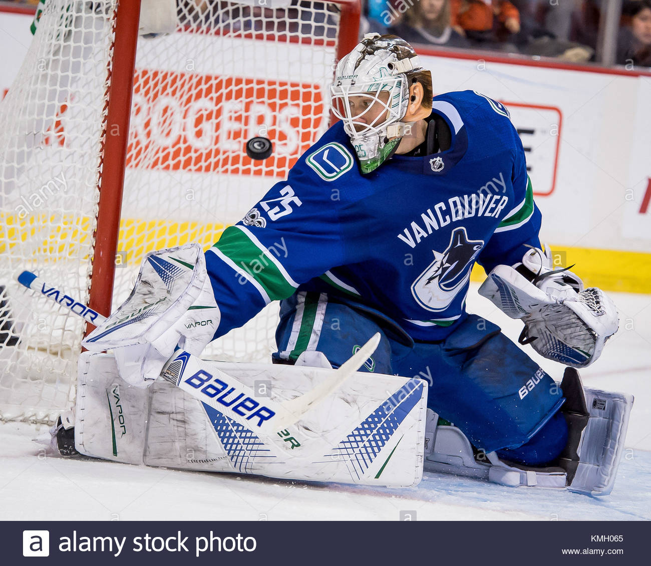 vancouver canada 07th dec 2017 canucks goalie jacob markstrom december 8th flyers goalie scores