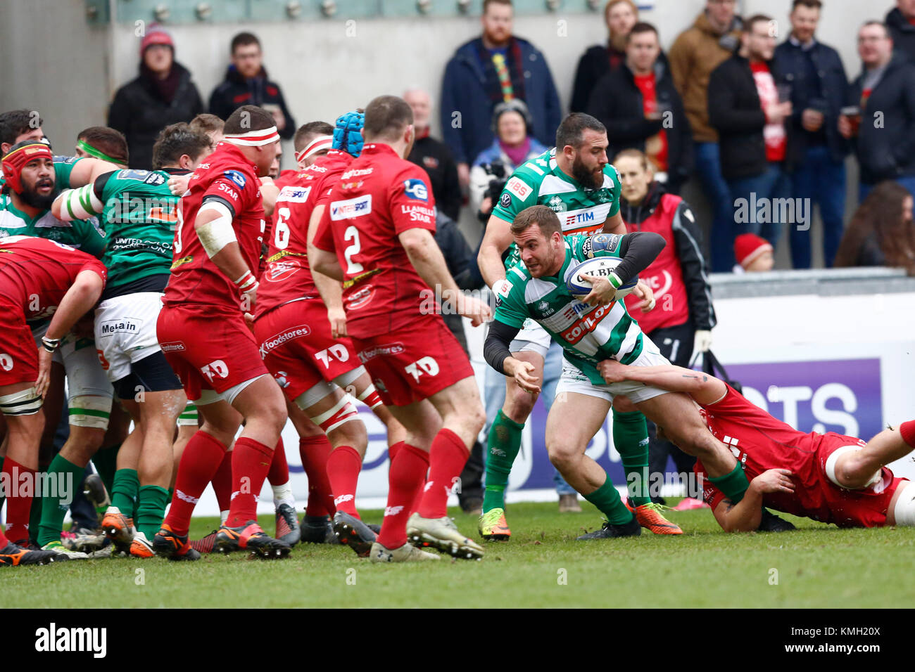 Scarlets/Benetton Rugby in a European Rugby Championship match at Parc y Scarlets Stock Photo