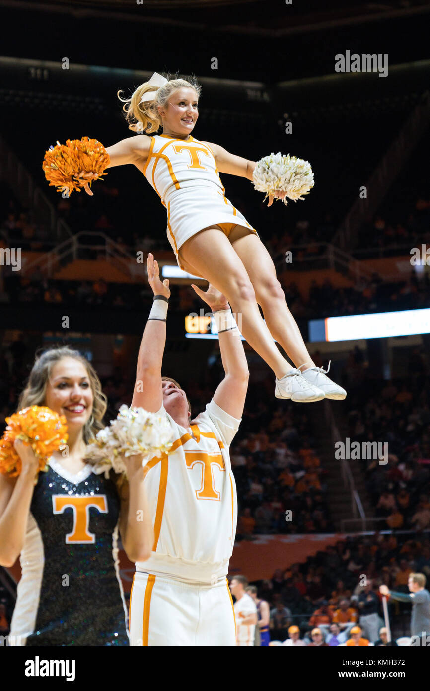 December 9, 2017: Tennessee Volunteers cheerleaders during the NCAA basketball game between the University of Tennessee Volunteers and the Lipscomb University Bisons at Thompson Boling Arena in Knoxville TN Tim Gangloff/CSM Credit: Cal Sport Media/Alamy Live News Stock Photo
