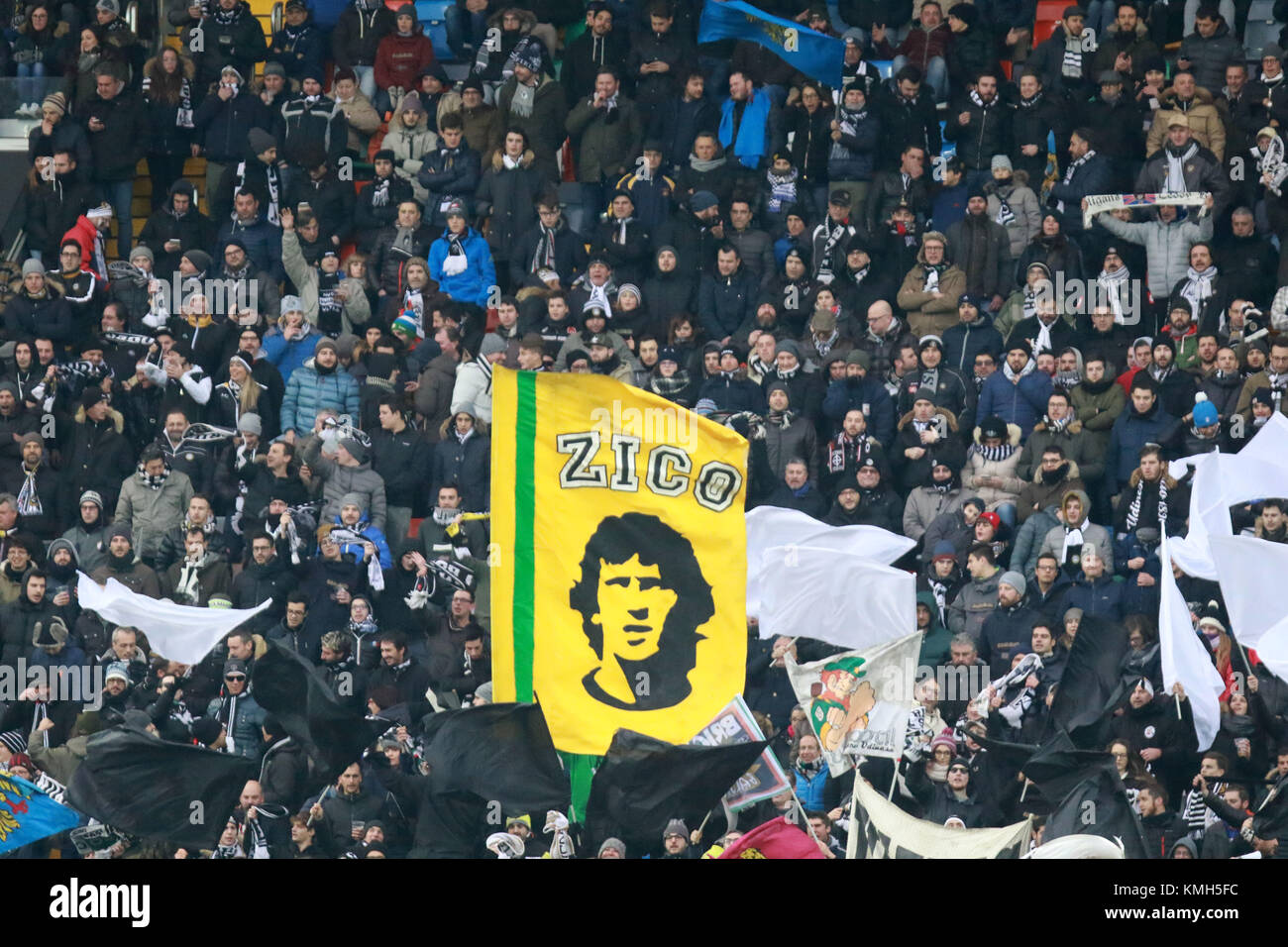 ITALY, Udine: Udinese's fans with Zico's flag former player during the  Serie A football match between Udinese Calcio v Benevento Calcio at Dacia  Arena Stadium on 10th Dicember, 2017. Credit: Andrea Spinelli/Alamy