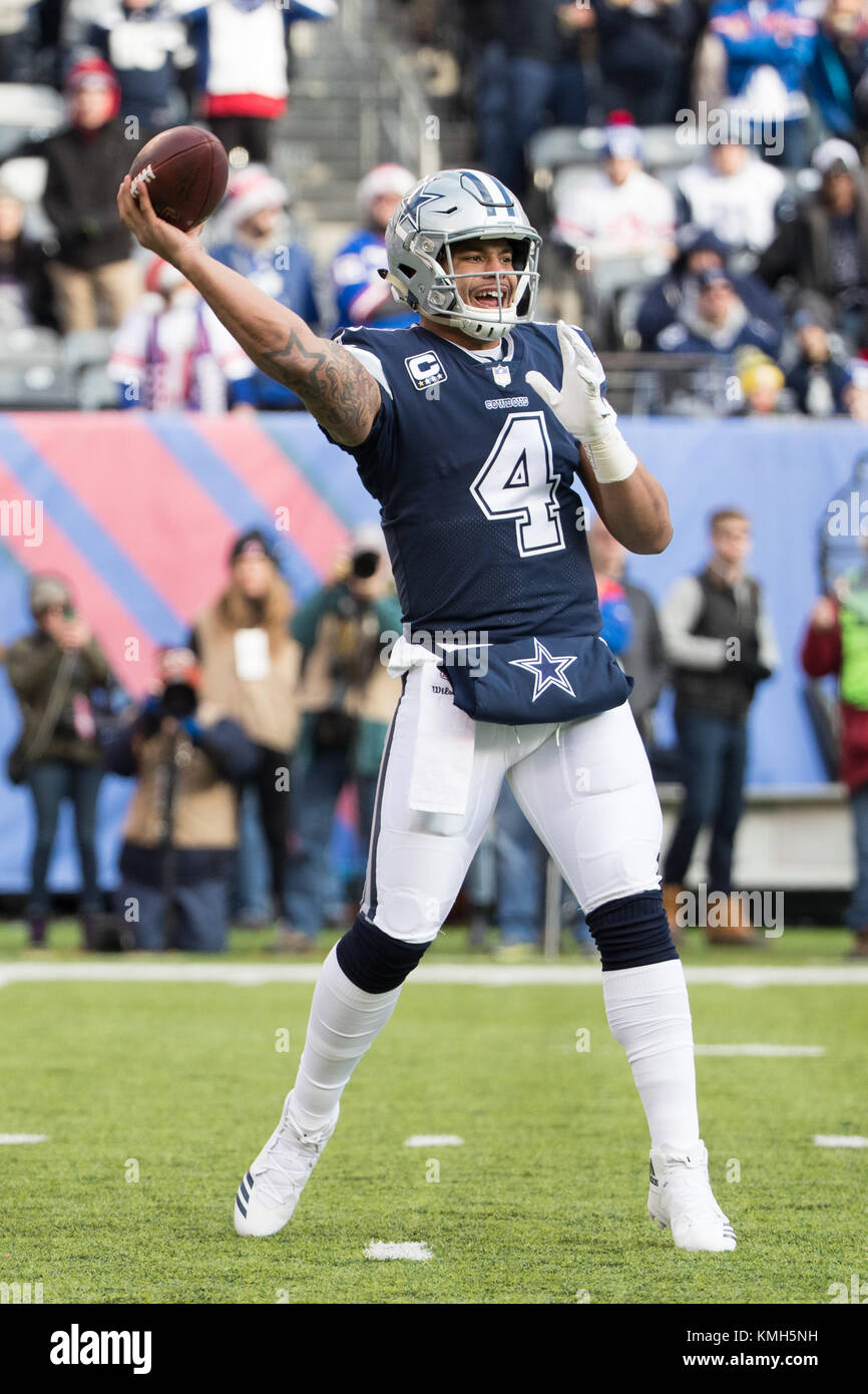 East Rutherford, New Jersey, USA. 10th Dec, 2017. Dallas Cowboys  quarterback Dak Prescott (4) in action during the NFL game between the  Dallas Cowboys and the New York Giants at MetLife Stadium