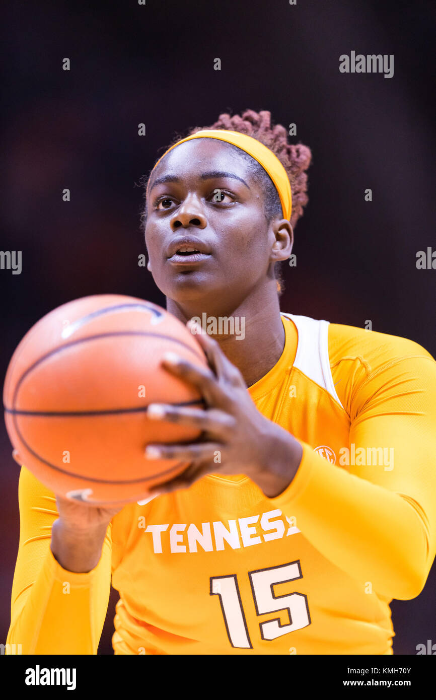 Knoxville, USA. 10th Dec, 2017. Cheridene Green 15 of the Tennessee