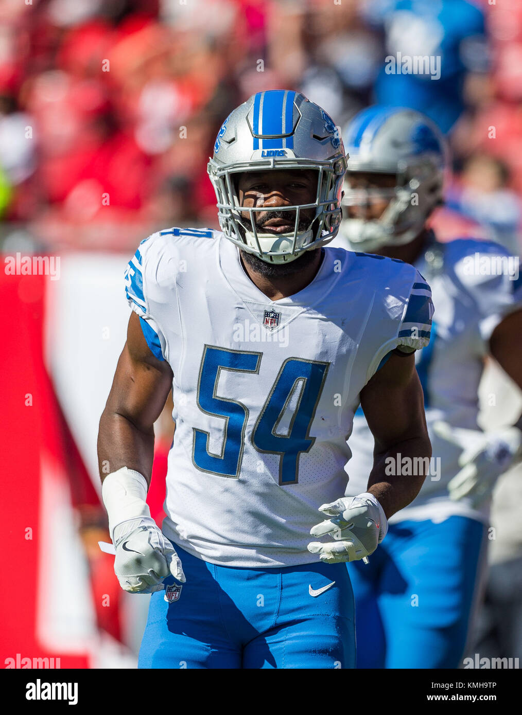 December 10, 2017 - Detroit Lions linebacker Jarrad Davis (40) before the  game between the Detroit Lions and the Tampa Bay Buccaneers at Raymond  James Stadium in Tampa, Florida. Del Mecum/CSM Stock Photo - Alamy