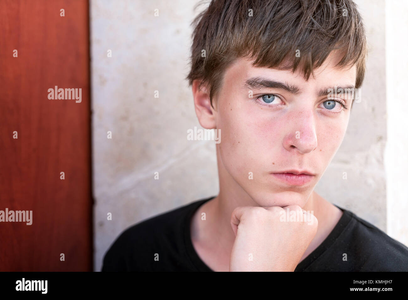 Male teen portrait sun hi-res stock photography and images - Page 2 - Alamy