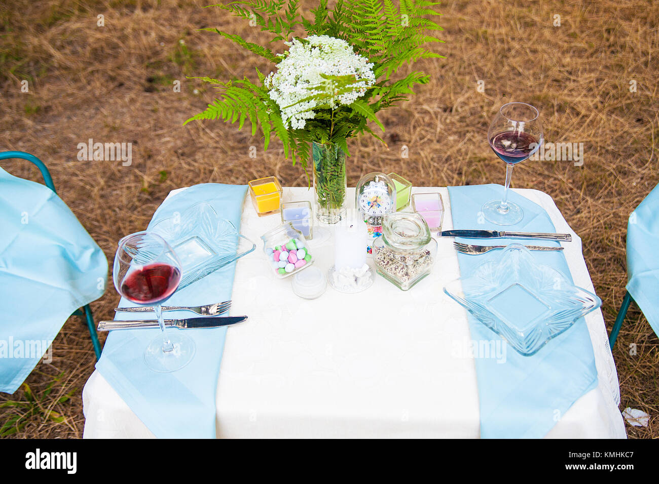 Serving Table Decoration On Nature Picnic Outdoors Stock Photo Alamy