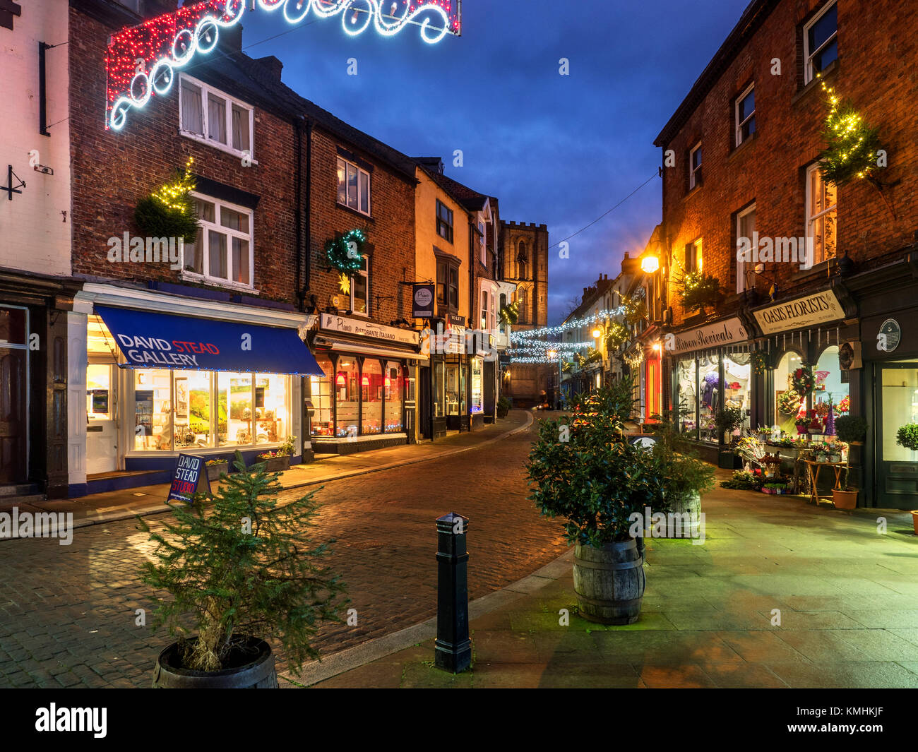 Ripon cathedral at christmas hires stock photography and images Alamy