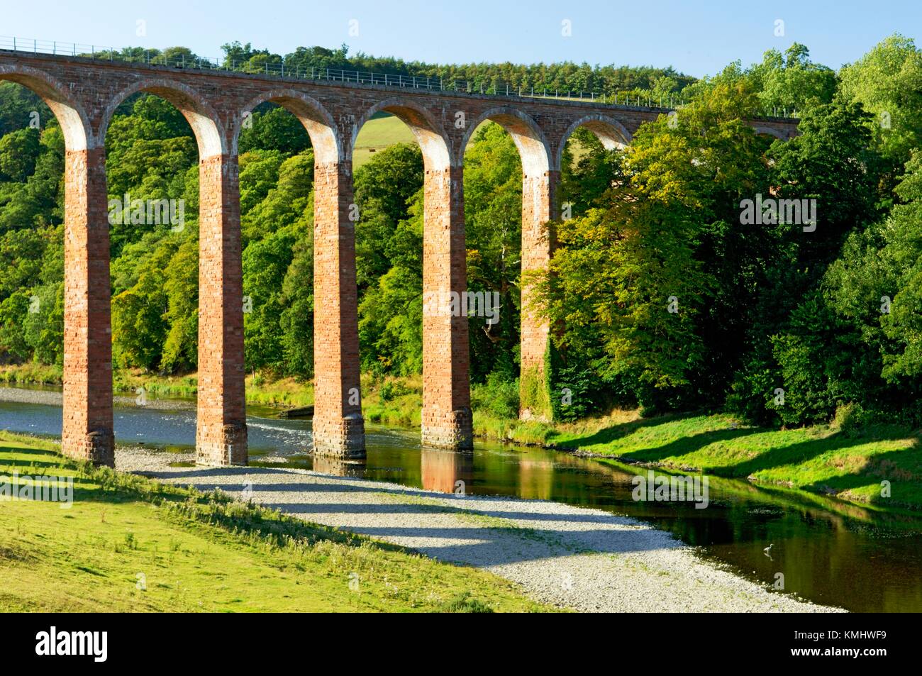 Leaderfoot Railway Viaduct, built 1865, crossing the River Tweed near Melrose. Borders Region, Scotland Stock Photo