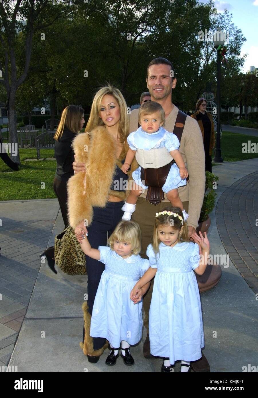 9 December 2001     RTSlocomb / MediaPunch Lorenzo Lamas and wife Shauna daughters Alexandra, Victoria & the youngest IsabellaArriving at the &quotJimmy Neutron: Boy Genius&quotLos Angeles premiere at Paramount Studios. © MediaPunch Stock Photo