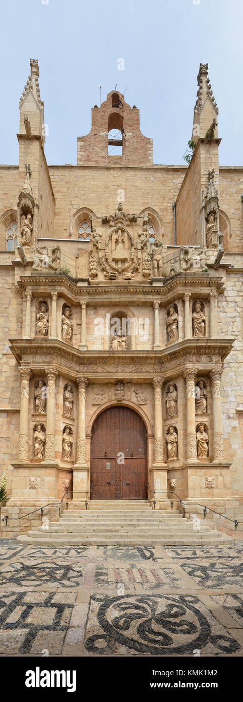 Baroque entrance of the church of Santa Maria Stock Photo - Alamy