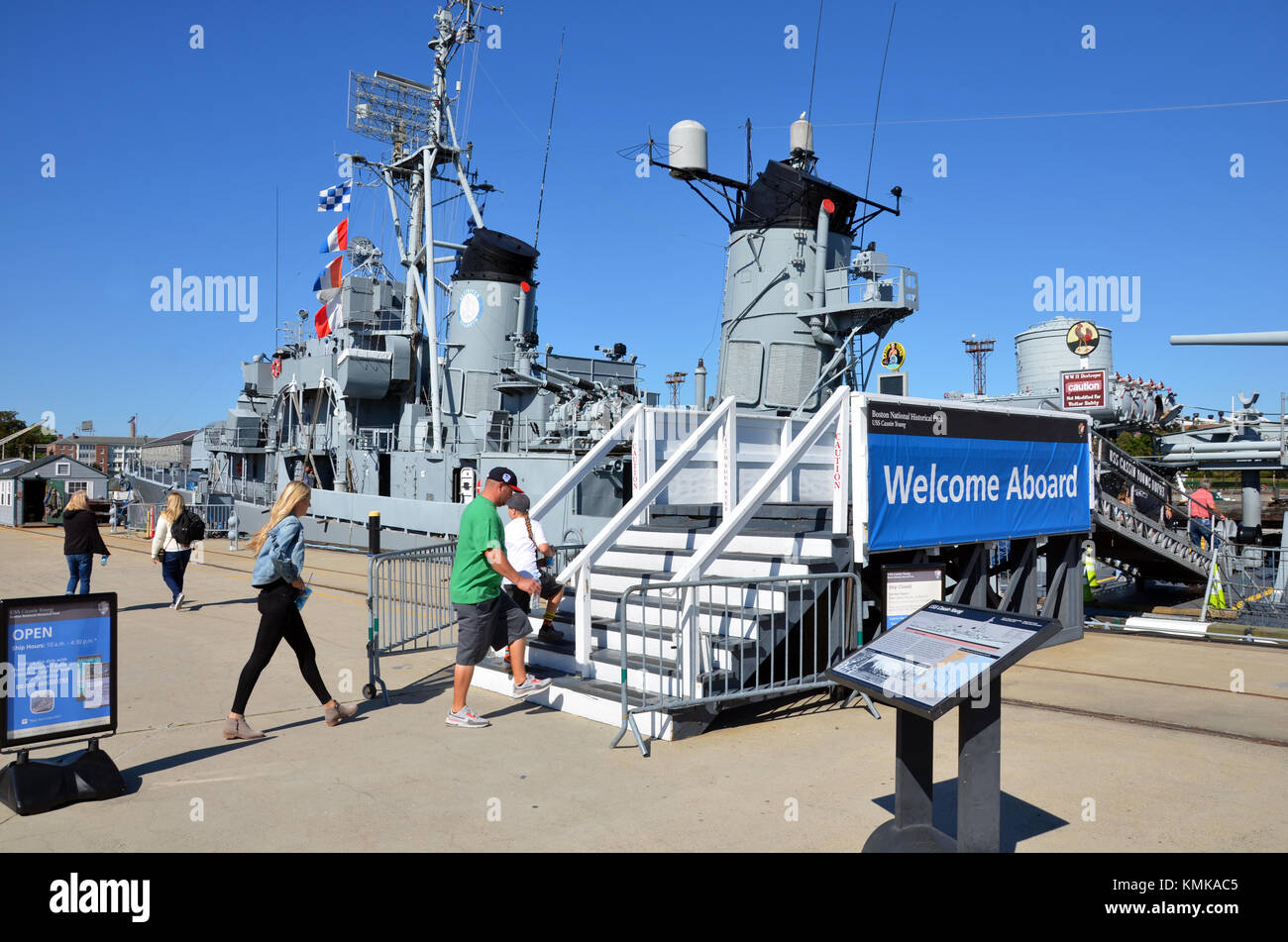 Fletcher class destroyer hires stock photography and images Alamy