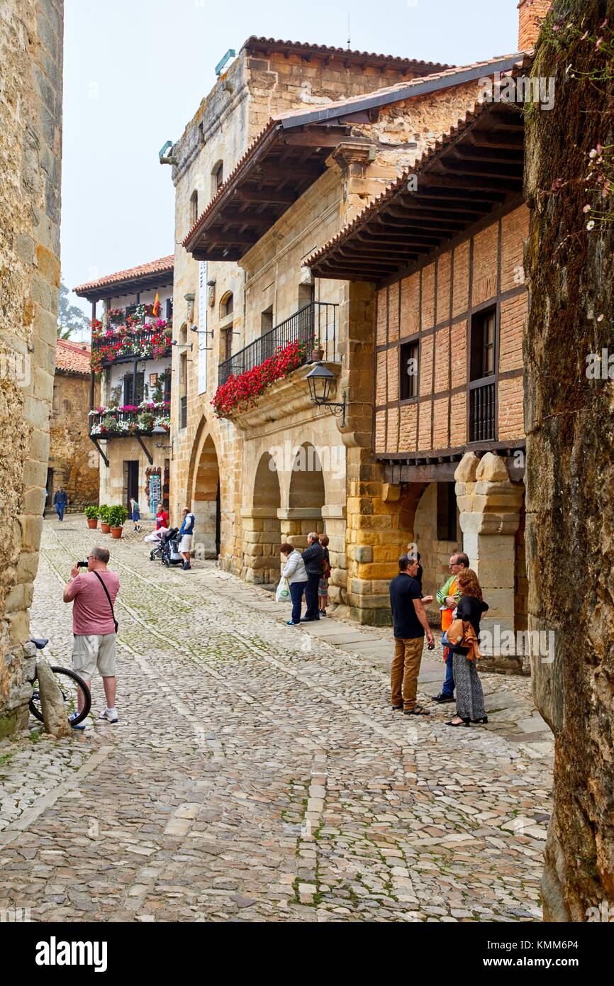 Plaza Mayor In Santillana Del Mar Hi res Stock Photography And Images plaza-mayor-in-santillana-del-mar-hi-res-stock-photography-and-images