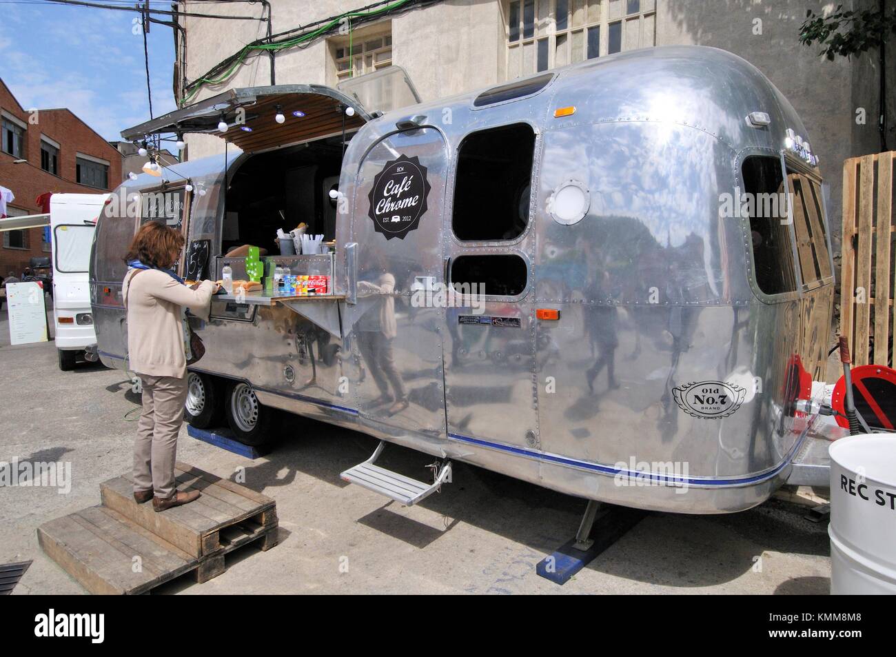 Food Truck Rec 0 Experimental Stores Festival Igualada Barcelona Province Catalonia Spain Stock Photo Alamy