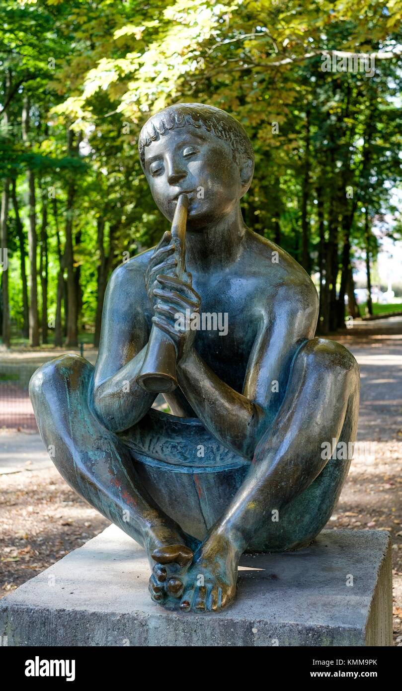 Reedpipe player, bronze sculpture by French sculptor Jean Henninger