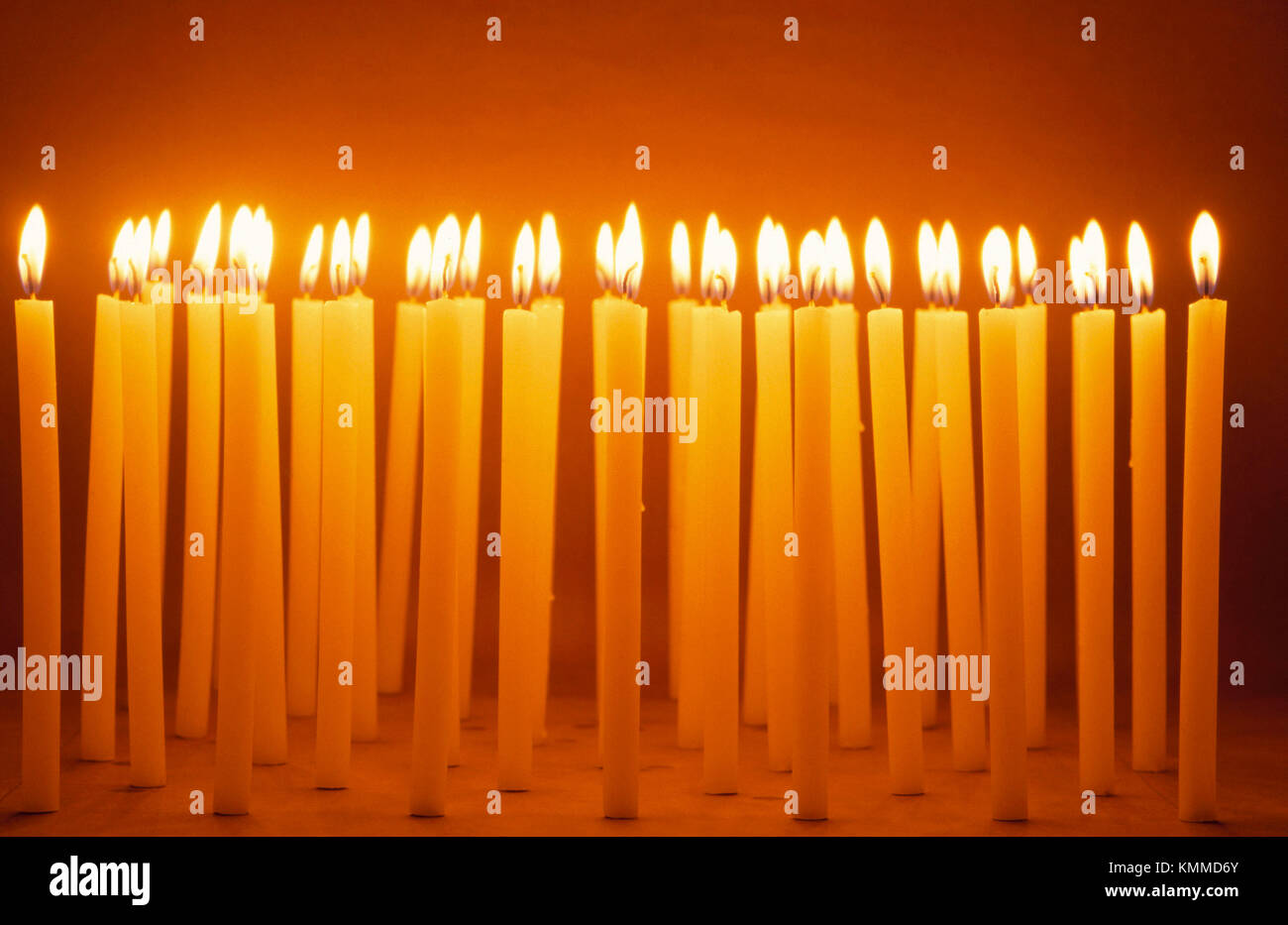 Large number of Candles Stock Photo - Alamy