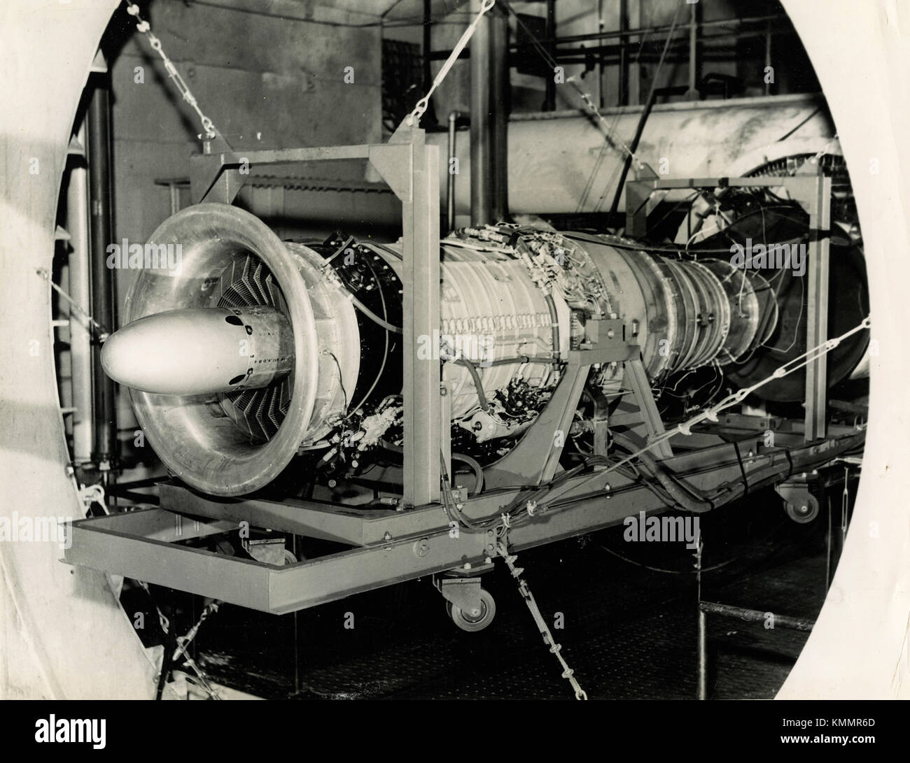 Testing Turbojet Sapphire aviation engine Wright Aeronautical Corporation, USA 1940s Stock Photo