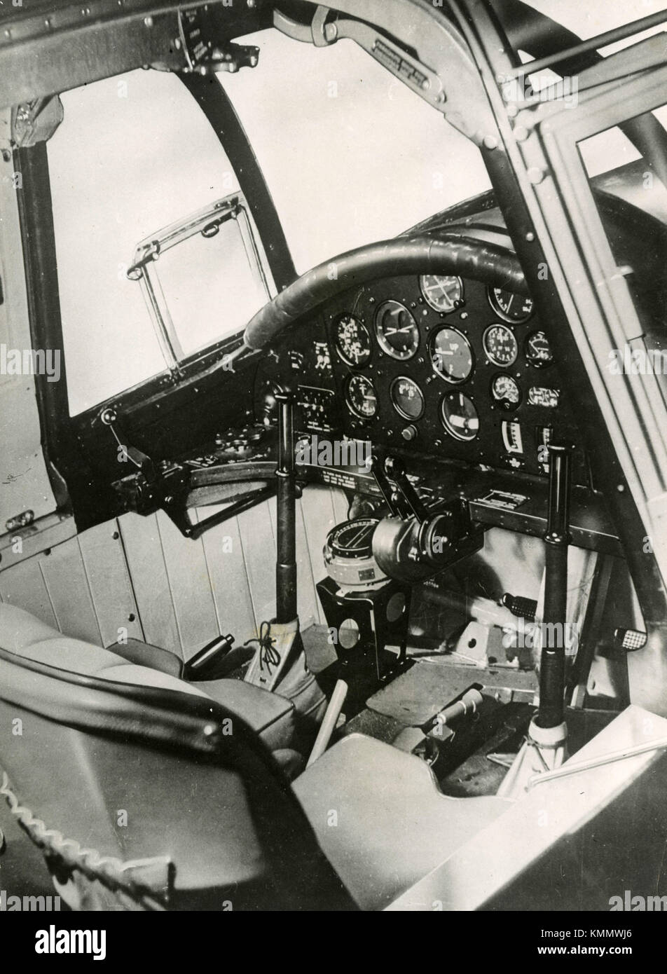 Instument panel of Percival Proctor 5 aircraft, UK 1940s Stock Photo Alamy