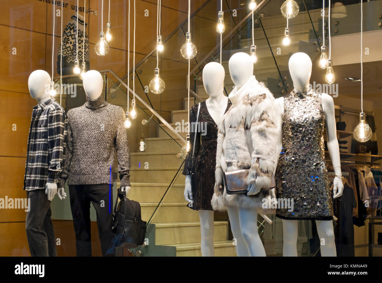 Retail store mannequin display hires stock photography and images Alamy