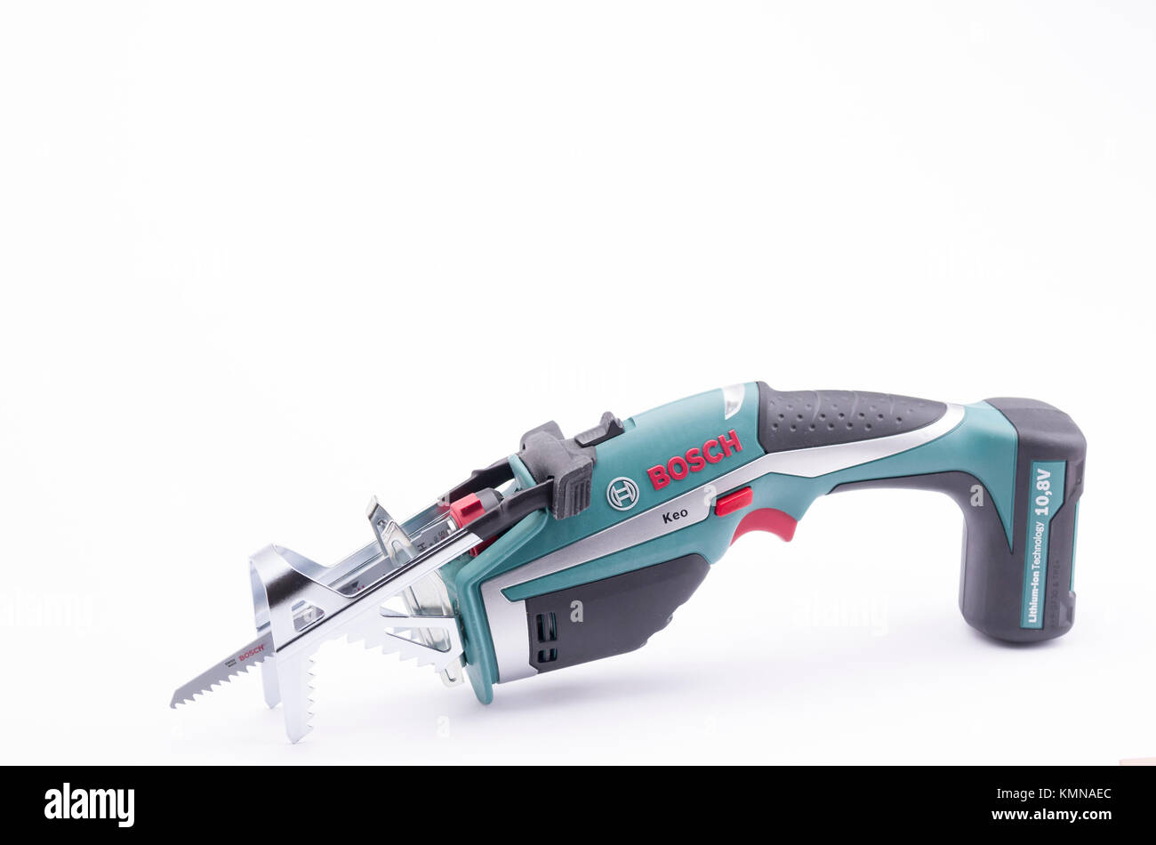 Reciprocating saw hires stock photography and images Alamy