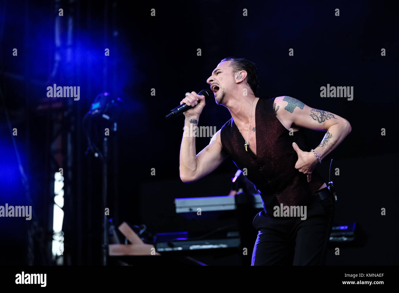 The English electronic band Depeche Mode performs a live concert at  Letzigrund Stadion in Zürich. Here singer and songwriter Dave Gahan is seen  live on stage. Switzerland, 18/06 2017 Stock Photo - Alamy