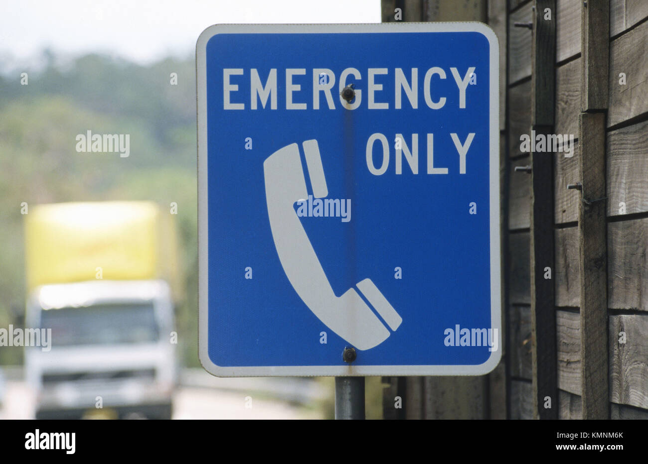 Emergency only phone sign Stock Photo Alamy
