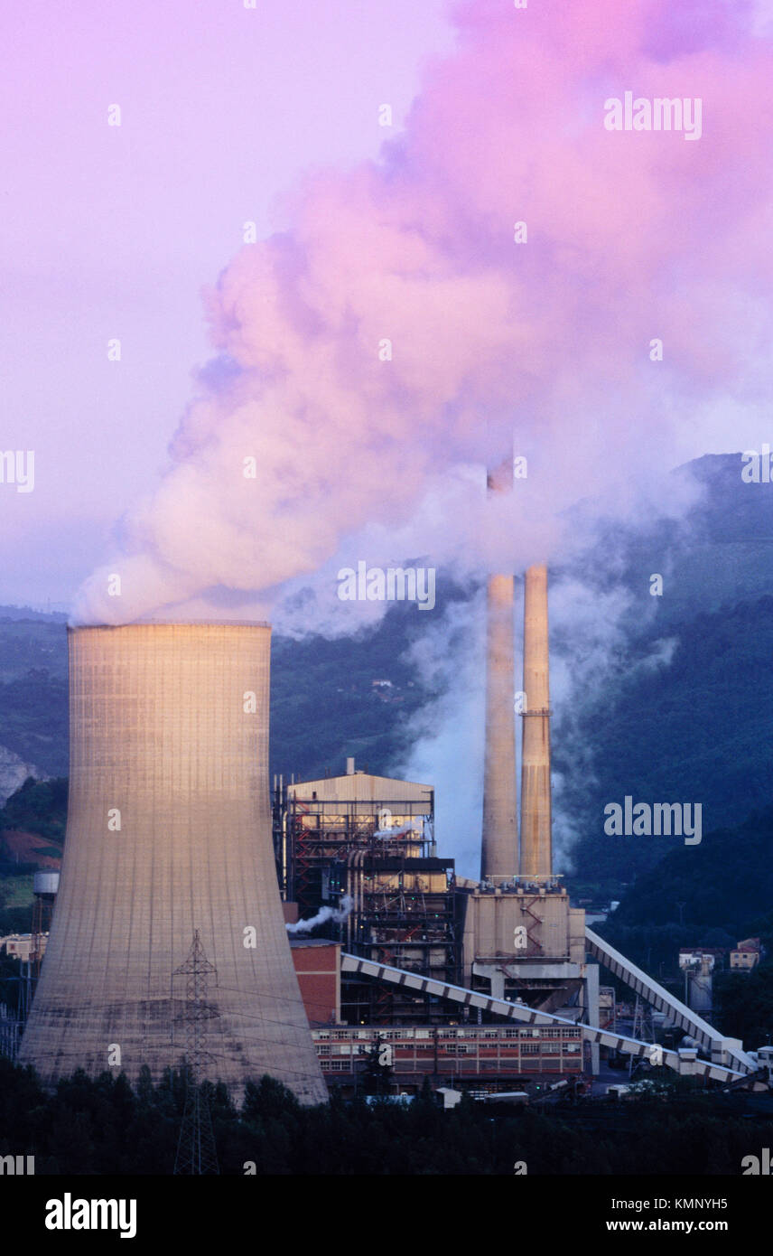 Coal-fired power station. Soto de Ribera. Asturias, Spain Stock Photo