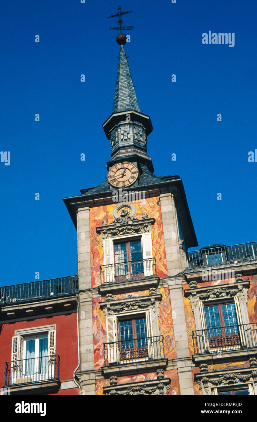 Plaza mayor madrid clock tower hires stock photography and images Alamy