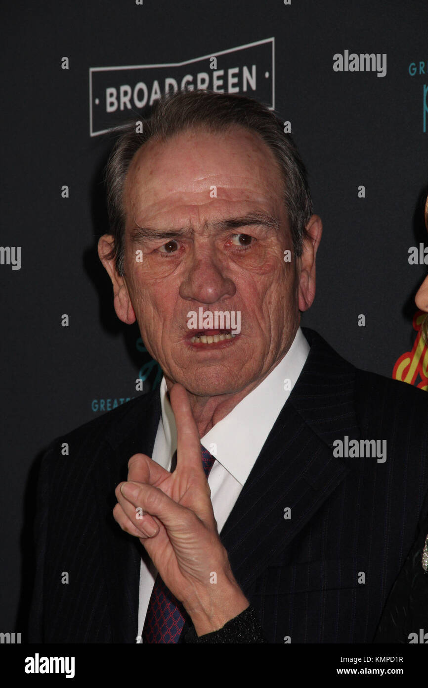 Los Angeles, USA. 07th Dec, 2017. Tommy Lee Jones 12/07/2017 The Los Angeles Premiere of 'Just Getting Started' held at The ArcLight Hollywood in Los Angeles, CA Credit: Cronos/Alamy Live News Stock Photo