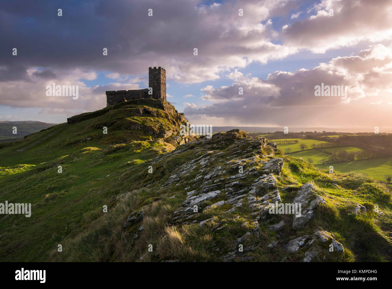 Brentor, Dartmoor, UK.  8th December 2017.  UK Weather.  The Church of St Michael de Rupe at Brentor in the Dartmoor National Park in Devon on a cold wintery day.  Picture Credit: Graham Hunt/Alamy Live News Stock Photo