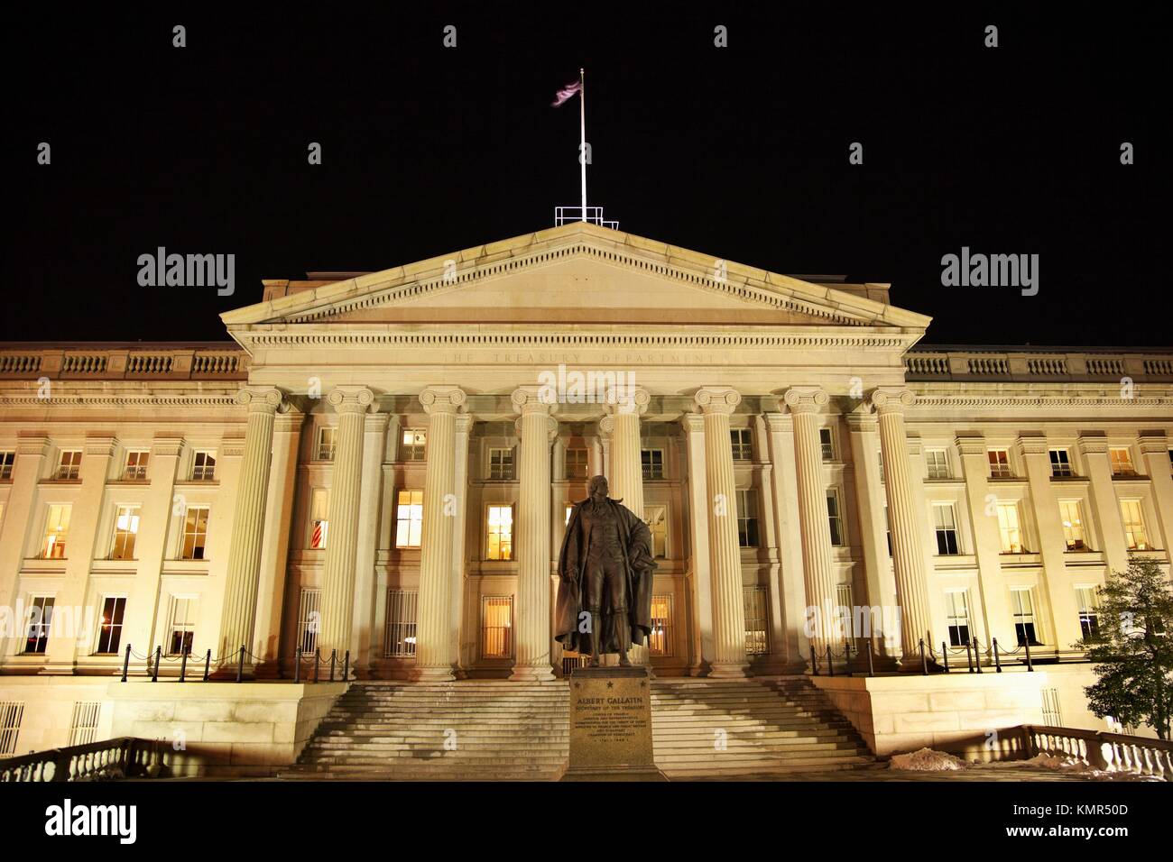 US Treasury Department Albert Gallatin Statue Washington DC Looking South Stock Photo Alamy