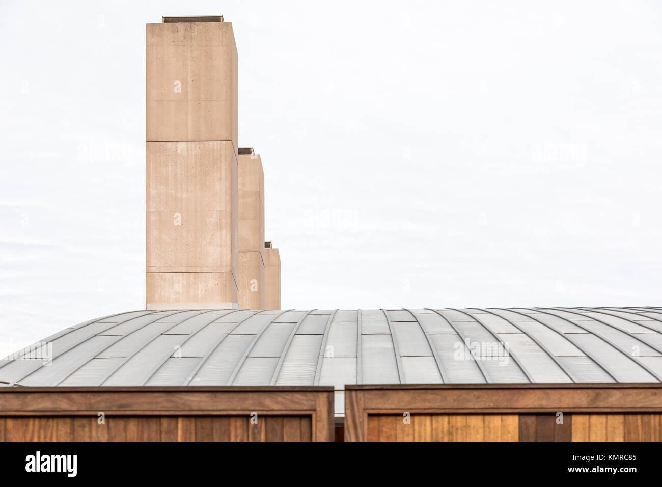 detail image of a contemporary roof in east hampton ny Stock Photo