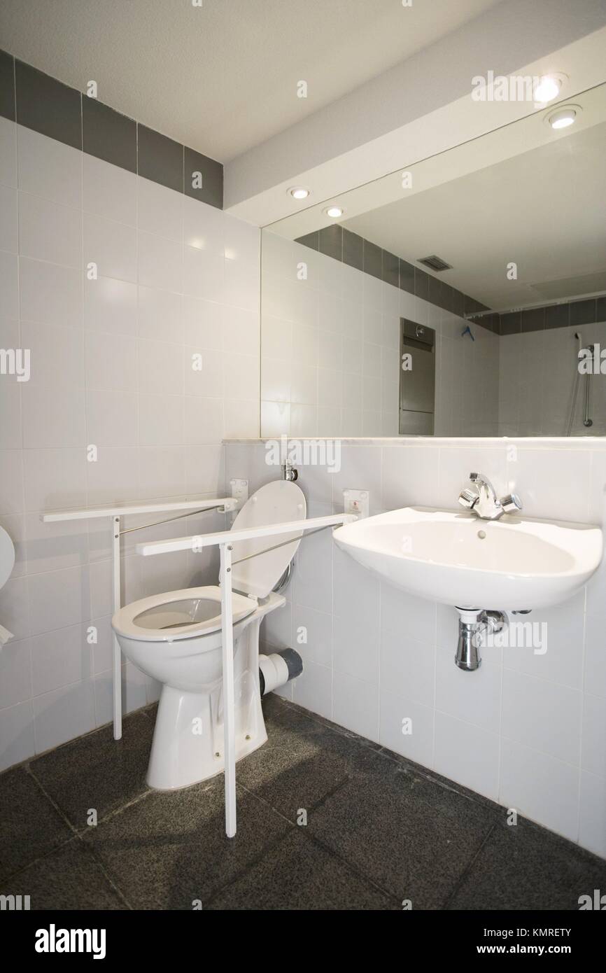 Hospital, WC for handicapped Stock Photo Alamy